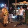 Hai thanh niên 'ôm' ma tuý định vượt chốt kiểm dịch ở Đà Nẵng
